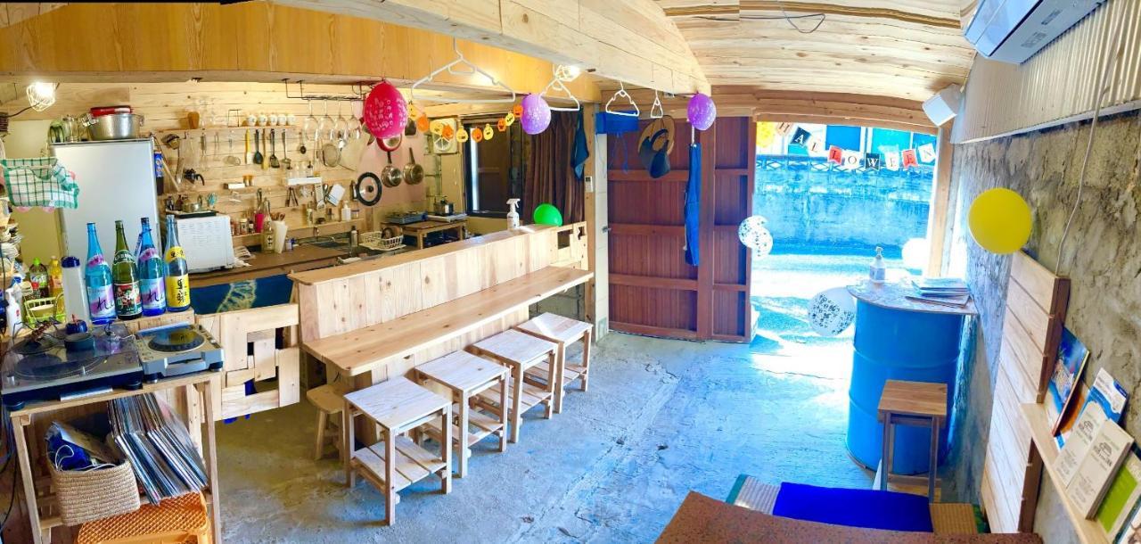 奄美ゲストハウス Hub A Nice Inn Setouchi  Ngoại thất bức ảnh